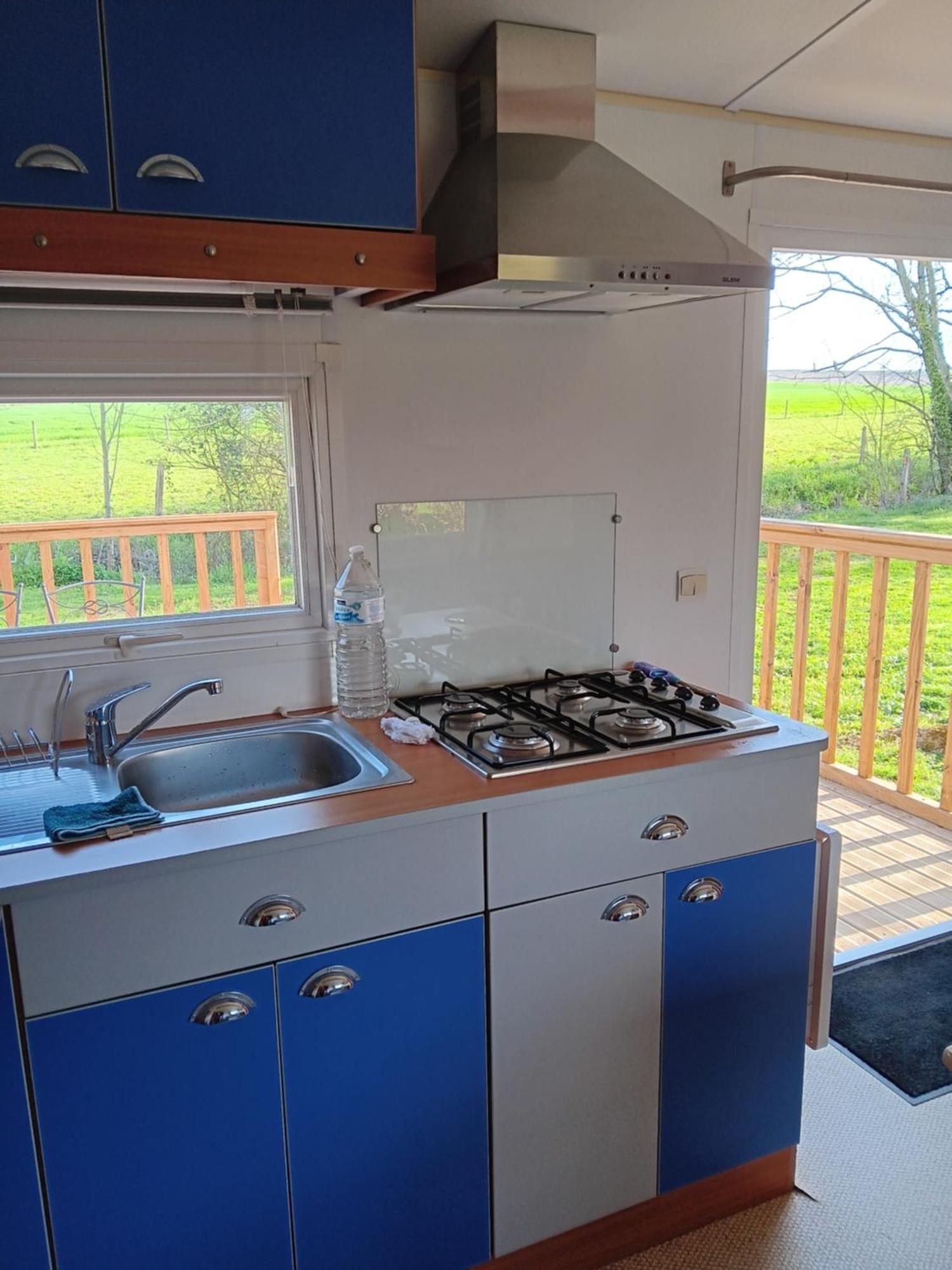 Mobilhome Cosy Au Calme De La Campagne